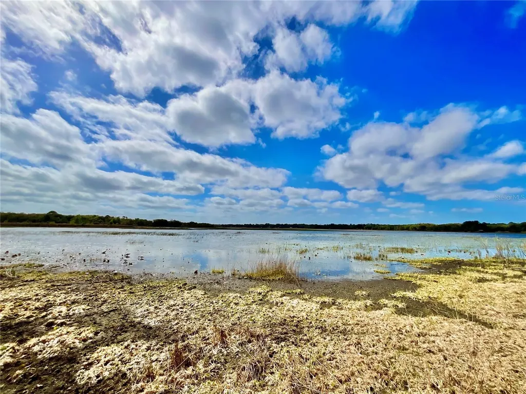1837 State Road 20 Hawthorne FL 32640