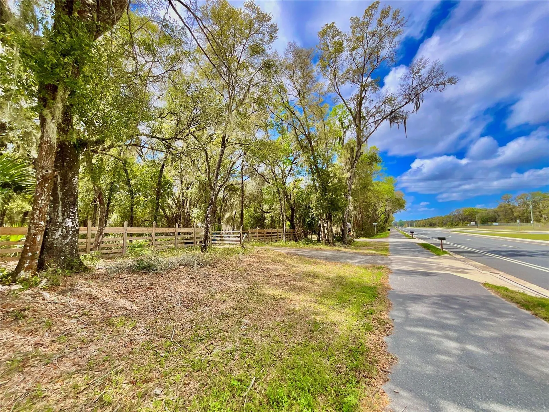 1837 State Road 20 Hawthorne FL 32640
