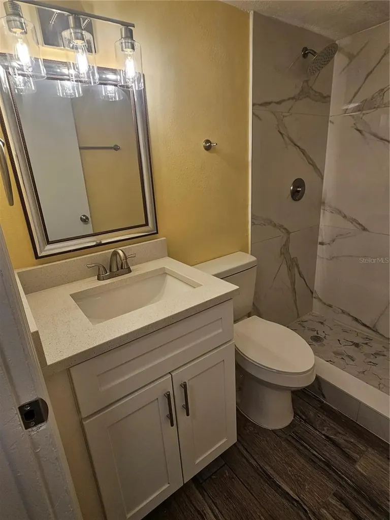 2045 Alpine Road Clearwater FL 33755