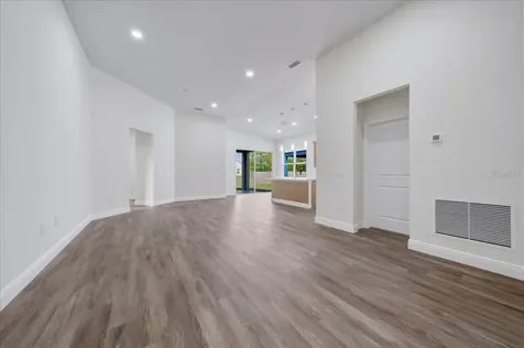 1296 Moselle Avenue Orlando FL 32807