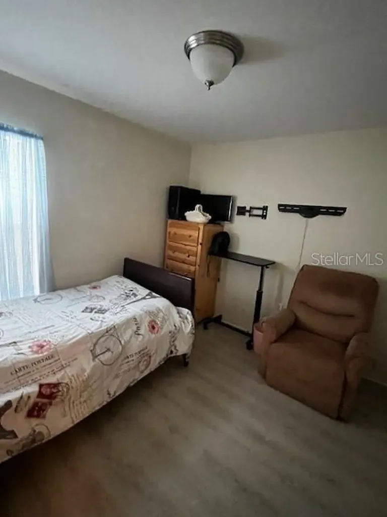 3010 Greynolds Avenue Spring Hill FL 34608