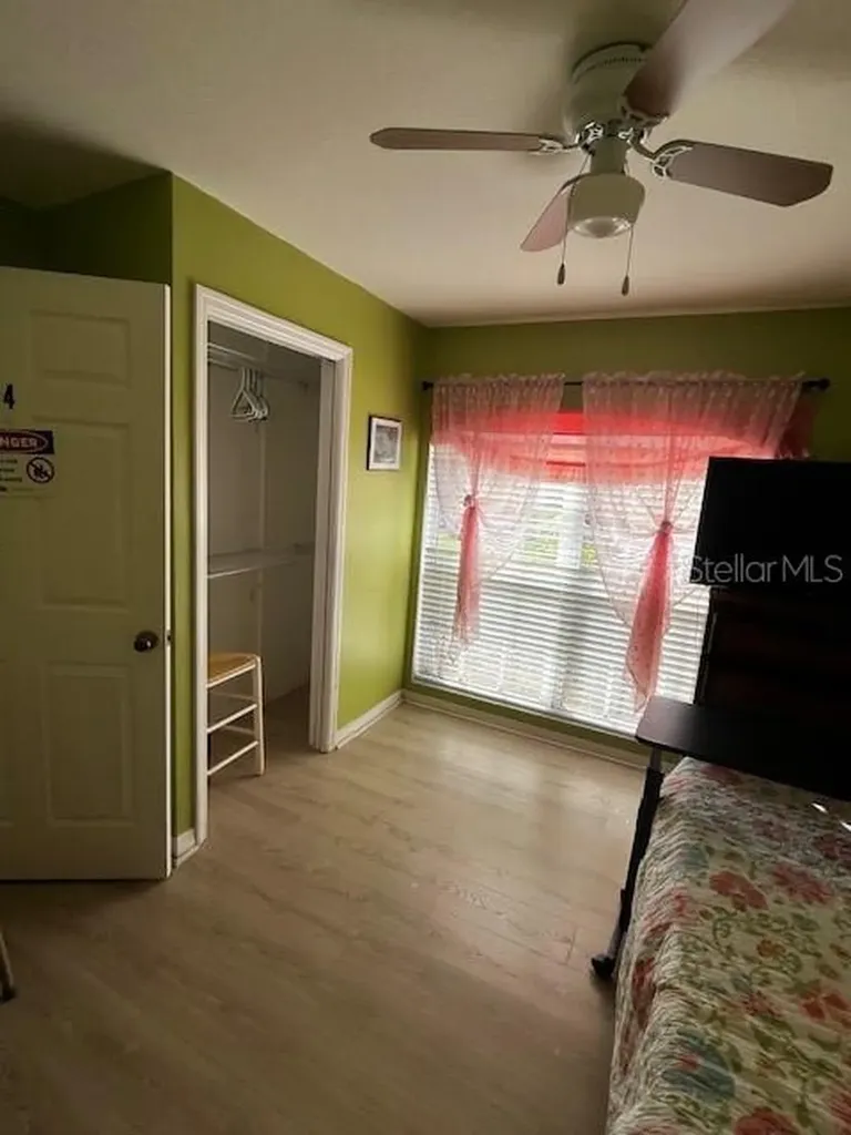3010 Greynolds Avenue Spring Hill FL 34608