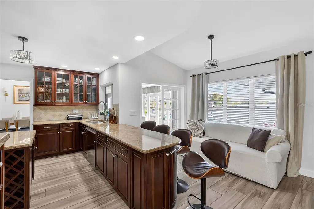 29 SE 10th Avenue Cape Coral FL 33990