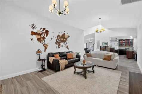 29 SE 10th Avenue Cape Coral FL 33990