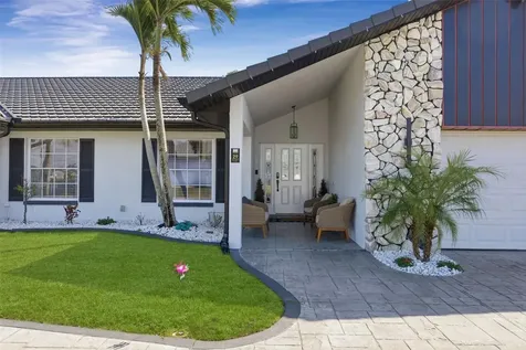 29 SE 10th Avenue Cape Coral FL 33990