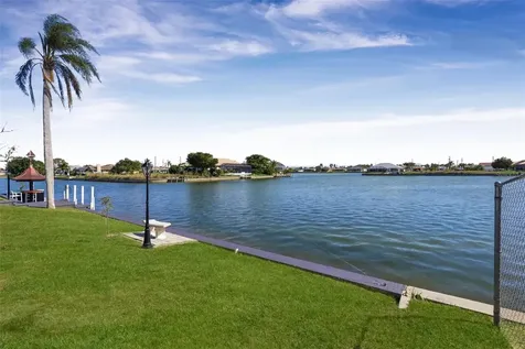 29 SE 10th Avenue Cape Coral FL 33990