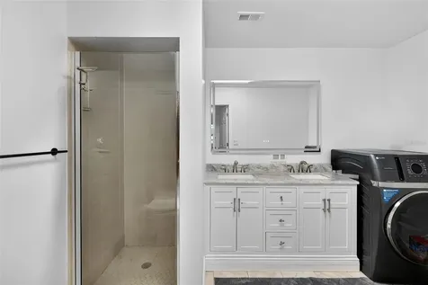 29 SE 10th Avenue Cape Coral FL 33990