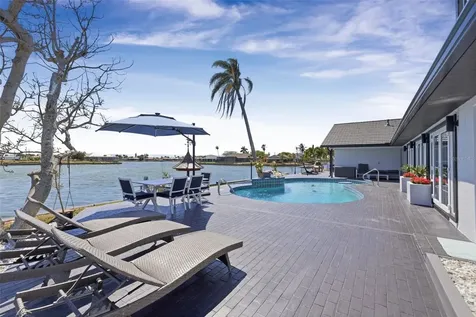 29 SE 10th Avenue Cape Coral FL 33990