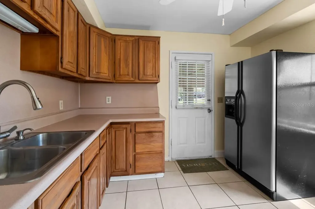 301 5th Avenue NW Ruskin FL 33570