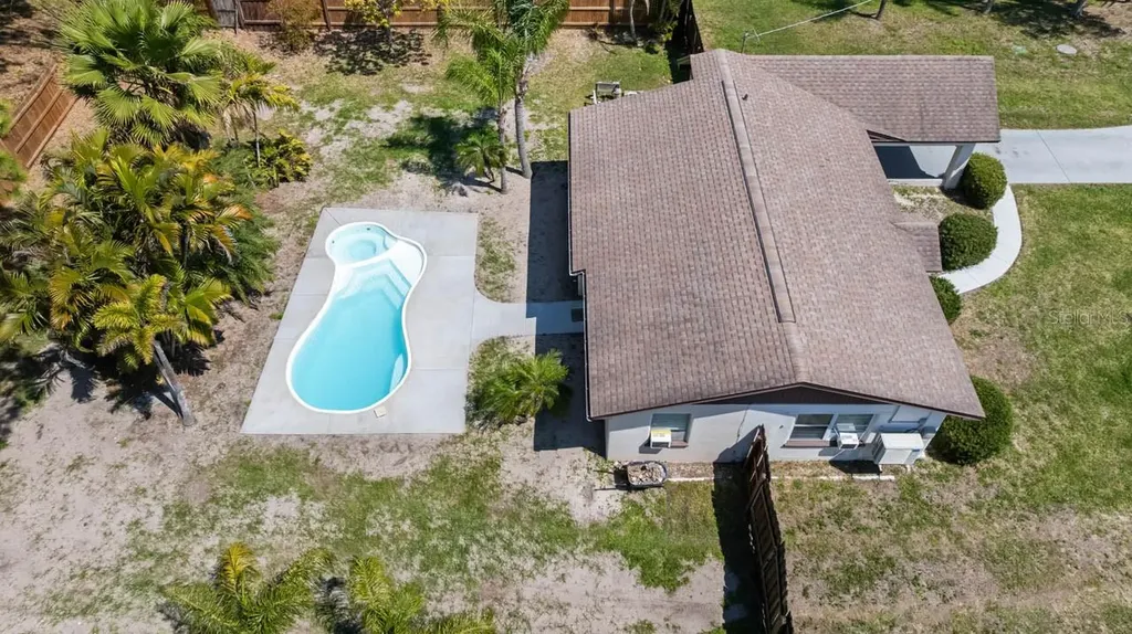 301 5th Avenue NW Ruskin FL 33570