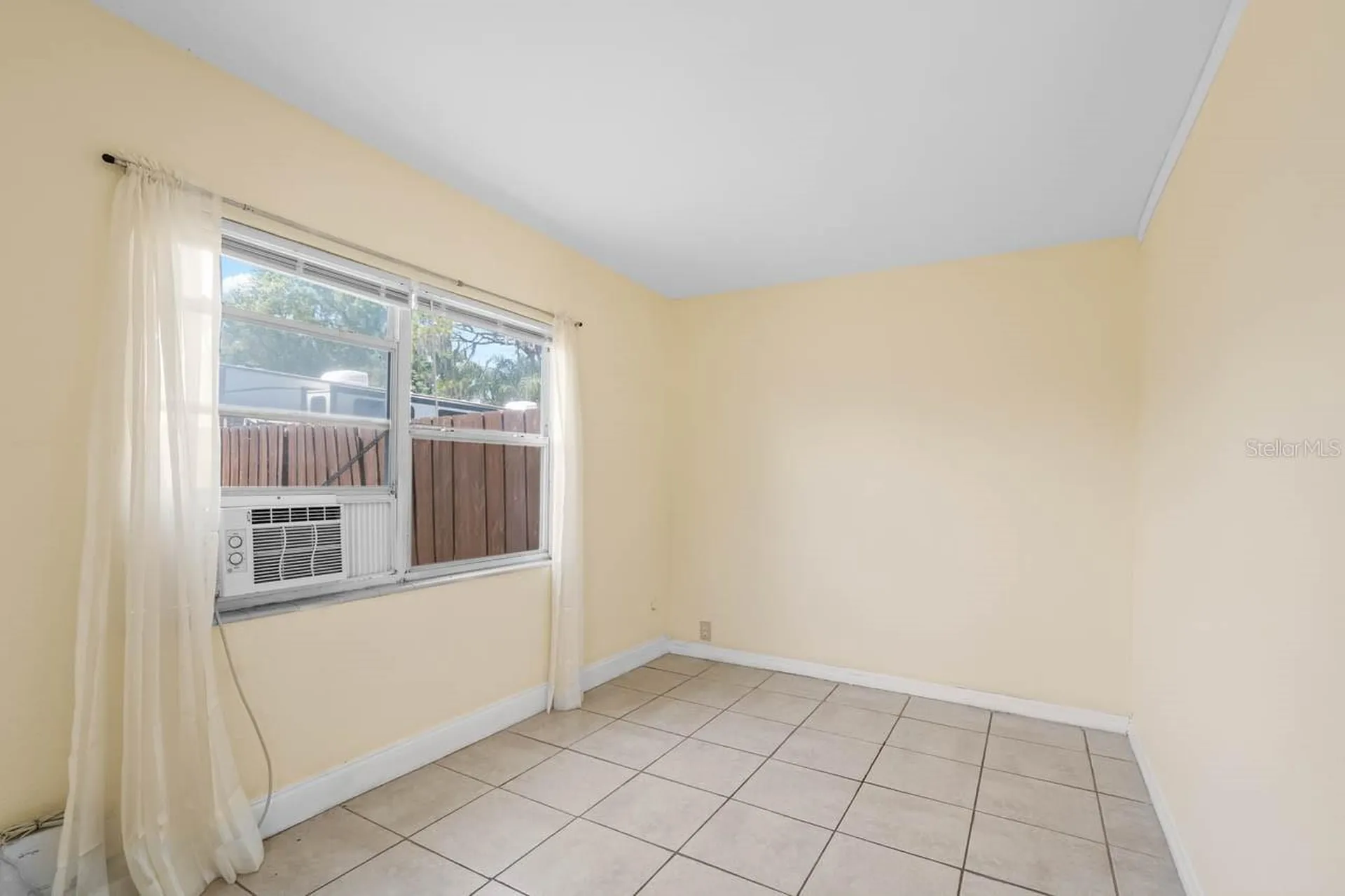 301 5th Avenue NW Ruskin FL 33570