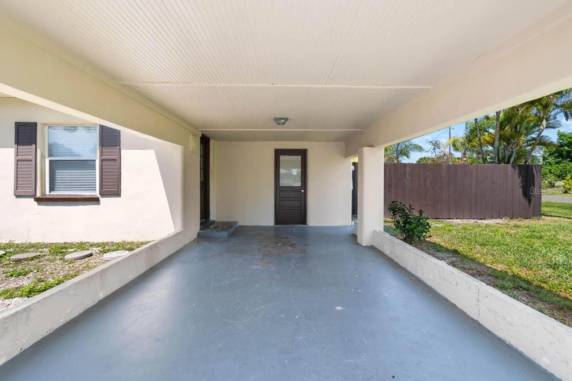 301 5th Avenue NW Ruskin FL 33570