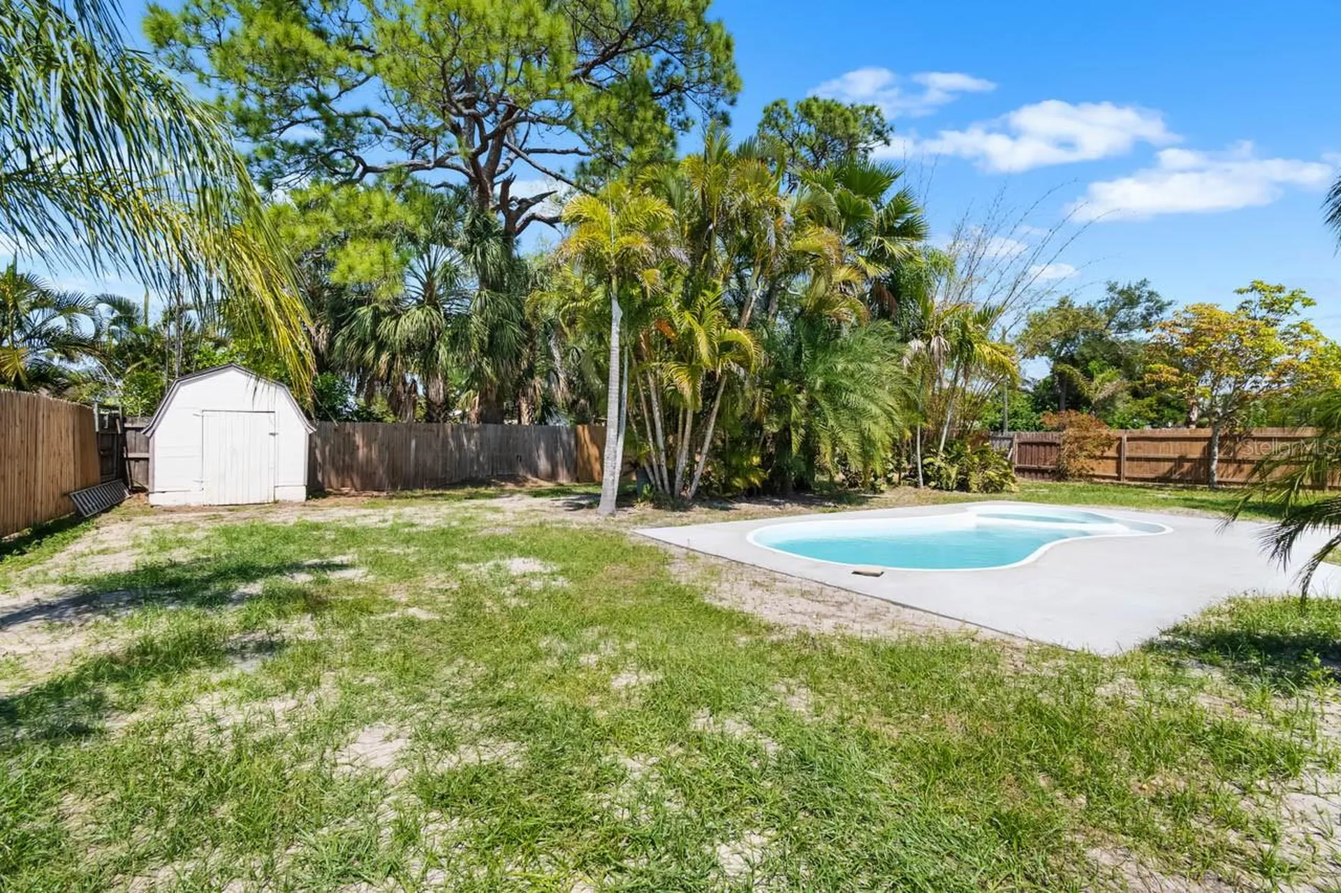 301 5th Avenue NW Ruskin FL 33570