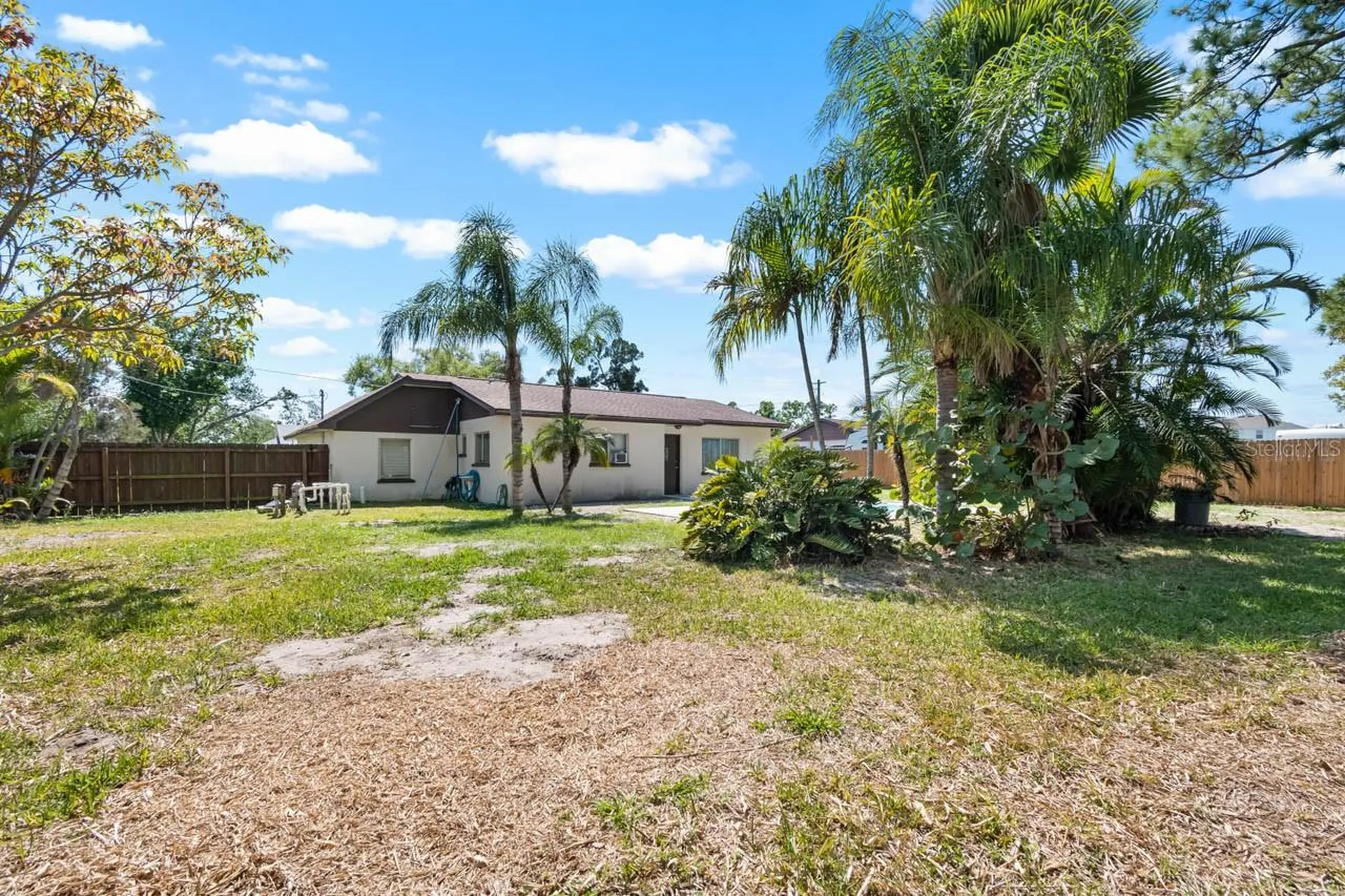 301 5th Avenue NW Ruskin FL 33570