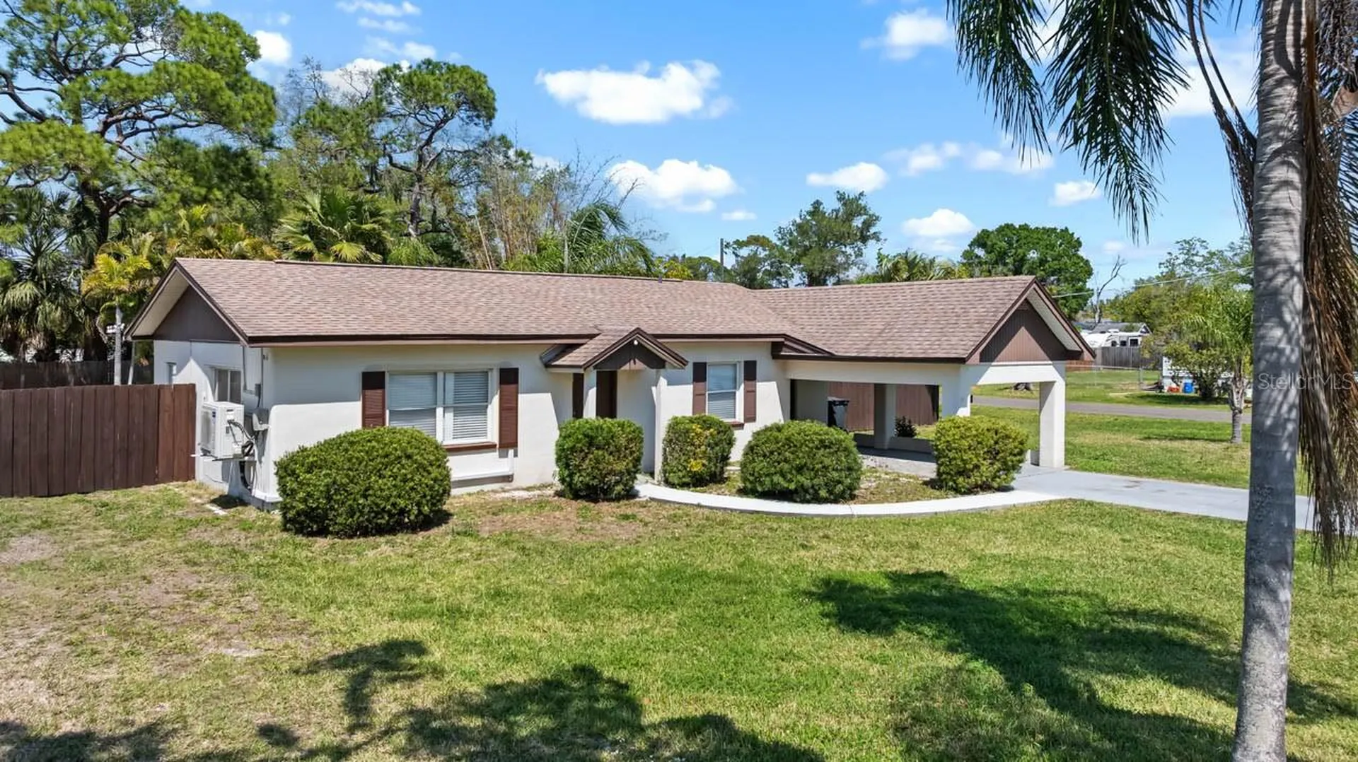 301 5th Avenue NW Ruskin FL 33570
