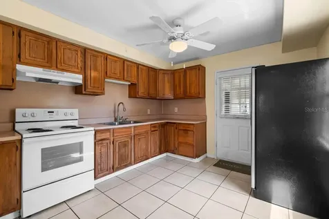 301 5th Avenue NW Ruskin FL 33570