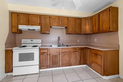 301 5th Avenue NW Ruskin FL 33570