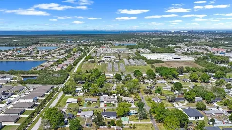 301 5th Avenue NW Ruskin FL 33570
