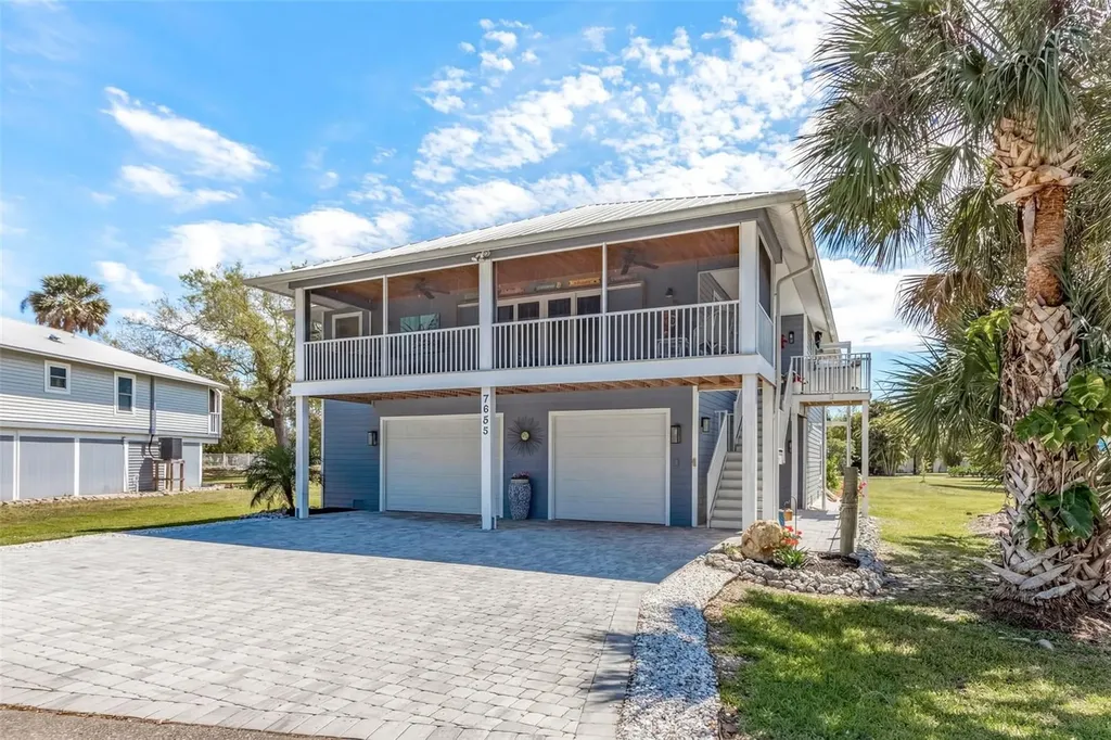 7655 Myrsine Circle Bokeelia FL 33922