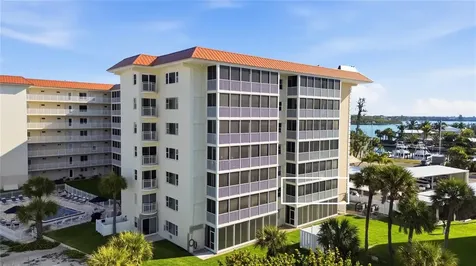 1150 Tarpon Center Drive Venice FL 34285