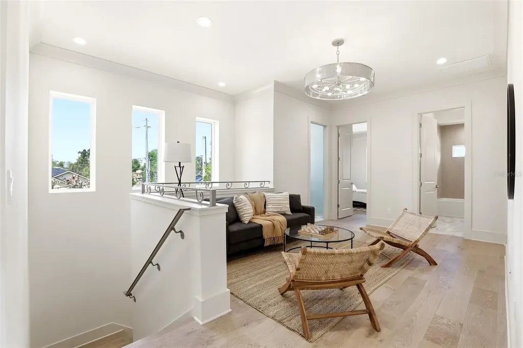 330 W Princeton Street Orlando FL 32804