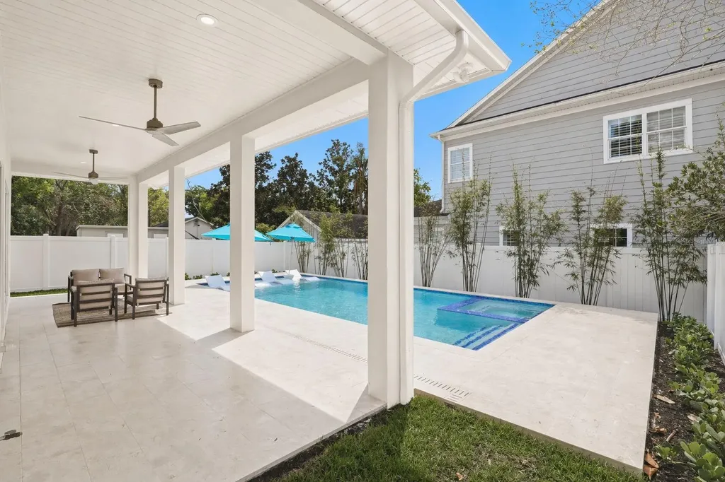 330 W Princeton Street Orlando FL 32804
