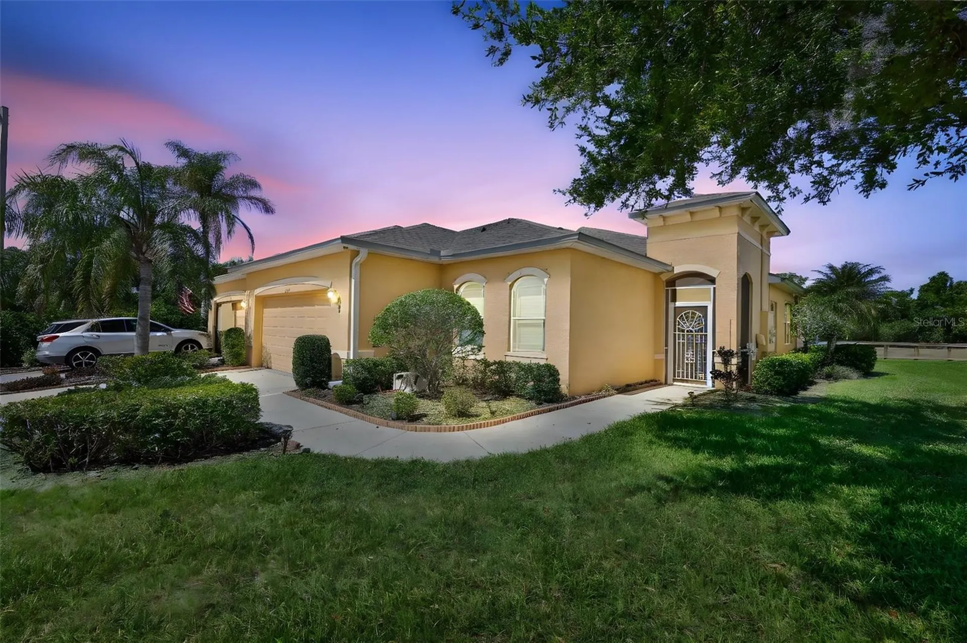 2423 Richmond Greens Court Sun City Center FL 33573