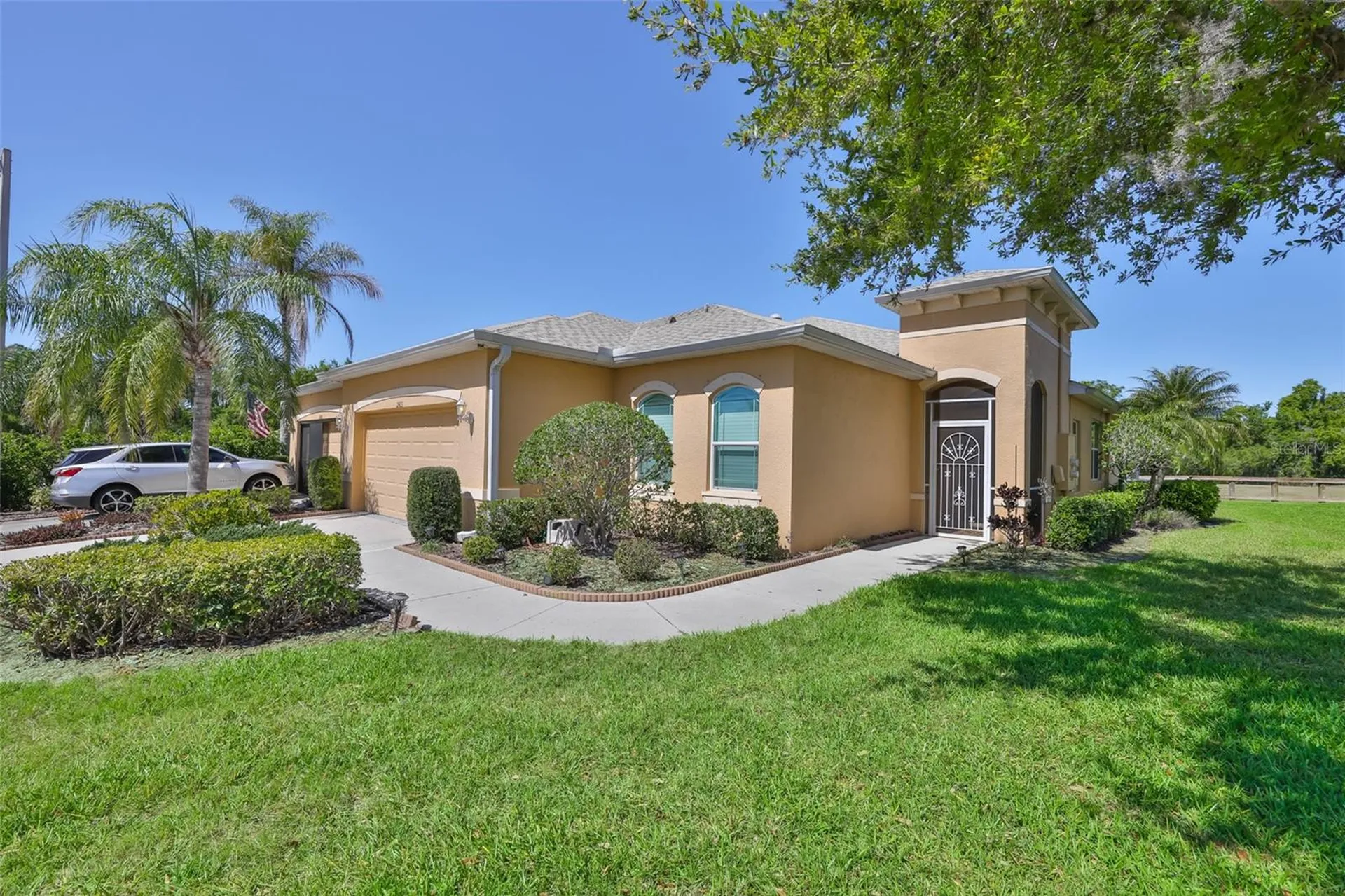 2423 Richmond Greens Court Sun City Center FL 33573