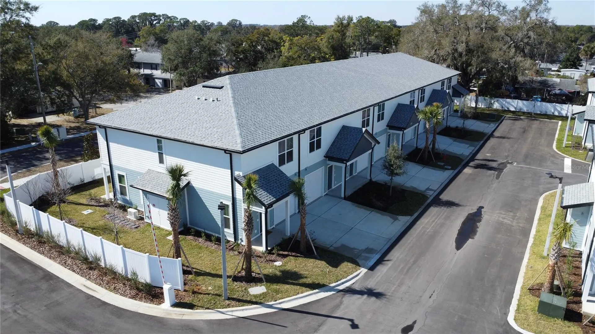 1057 E Caroline Street Tavares FL 32778