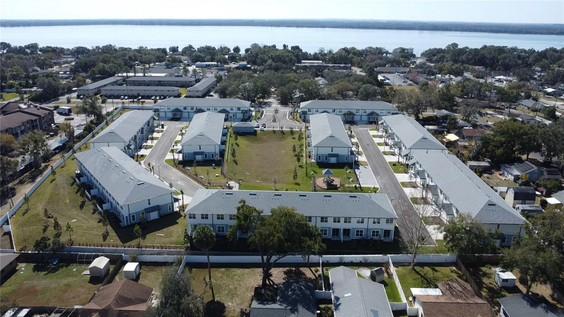 1057 E Caroline Street Tavares FL 32778