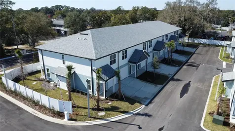 1057 E Caroline Street Tavares FL 32778