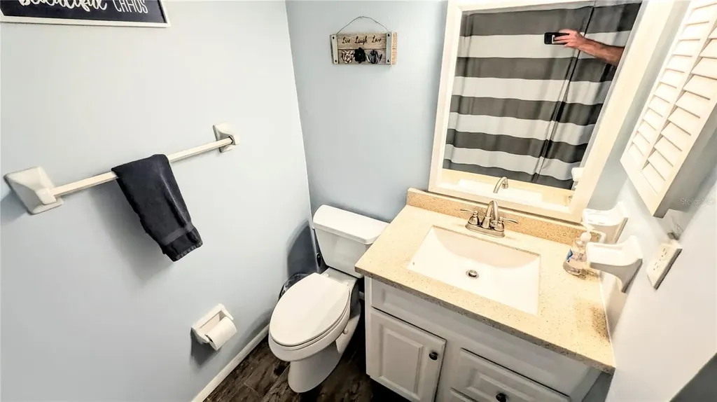 2950 Clark Road Sarasota FL 34231