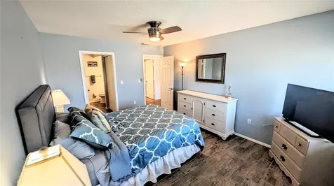 2950 Clark Road Sarasota FL 34231