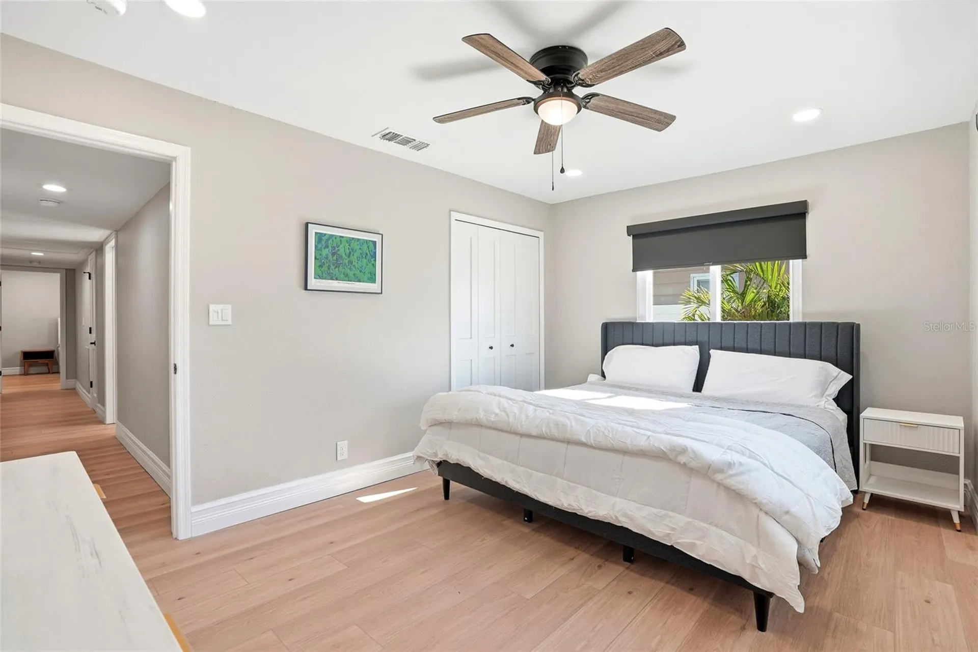 521 51st Avenue S St Petersburg FL 33705