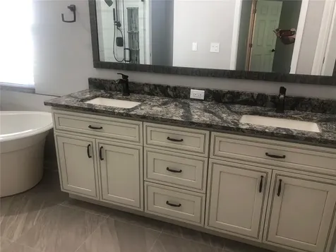 5120 Highbury Circle Sarasota FL 34238