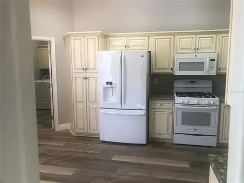 5120 Highbury Circle Sarasota FL 34238
