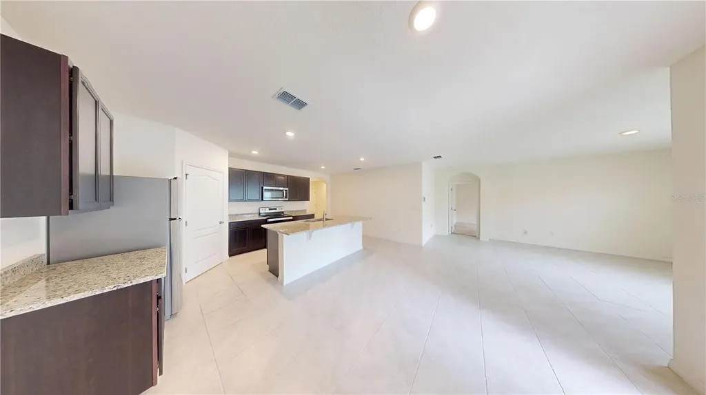 2116 Silver Brook Way Davenport FL 33837