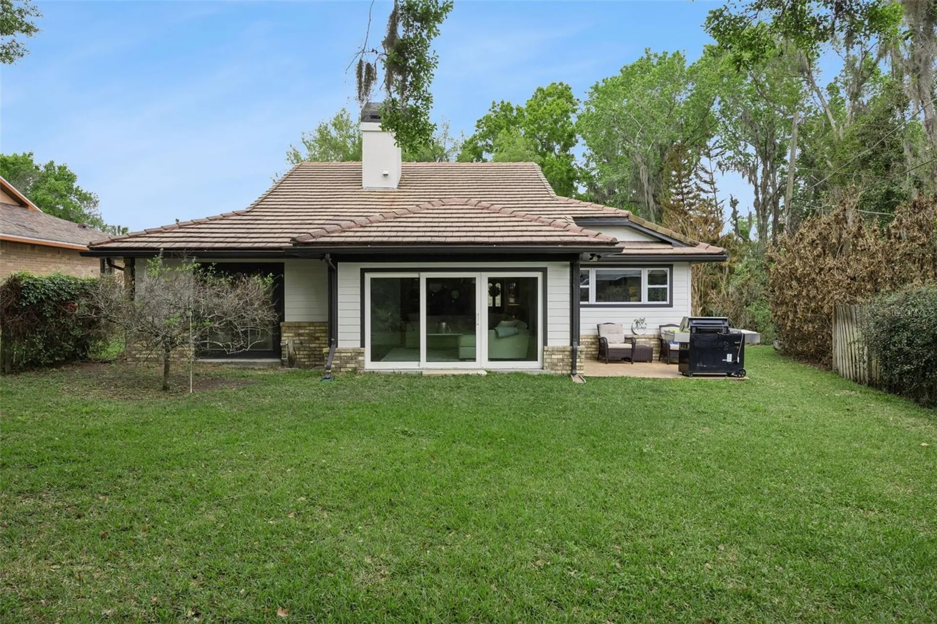 312 Waterwood Drive Yalaha FL 34797