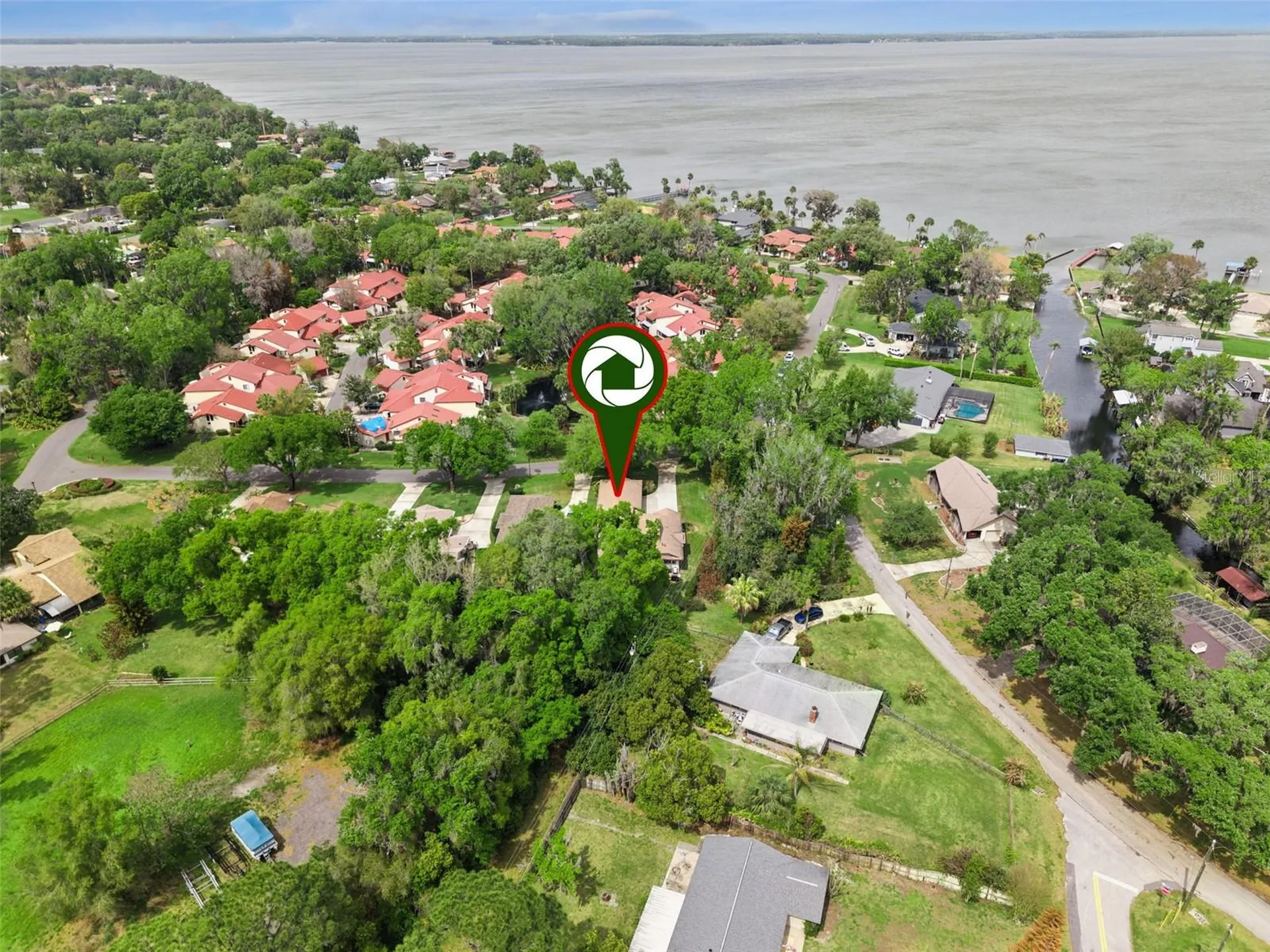 312 Waterwood Drive Yalaha FL 34797