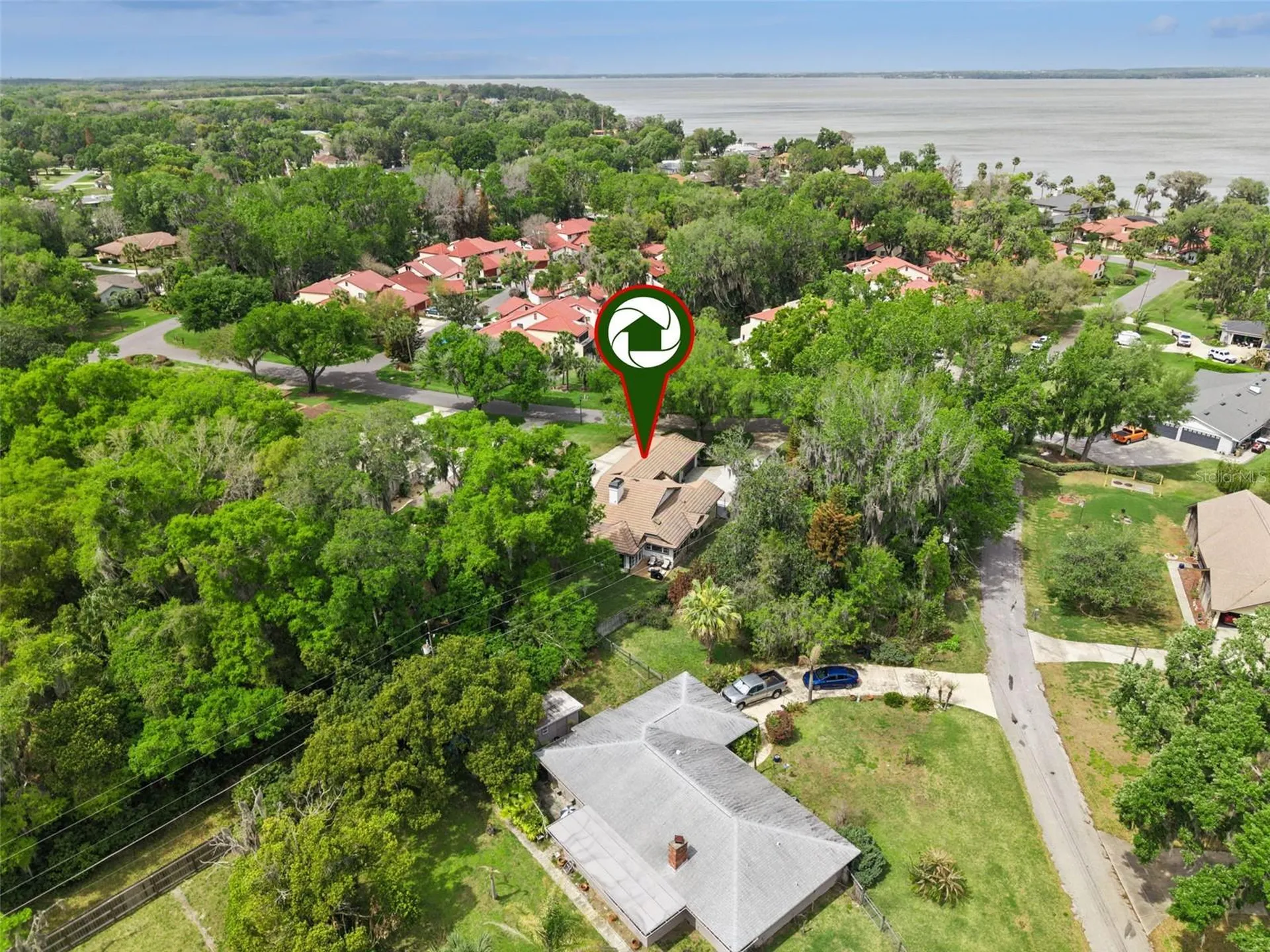 312 Waterwood Drive Yalaha FL 34797