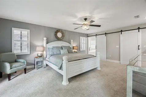 312 Waterwood Drive Yalaha FL 34797