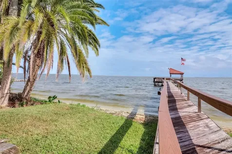 312 Waterwood Drive Yalaha FL 34797