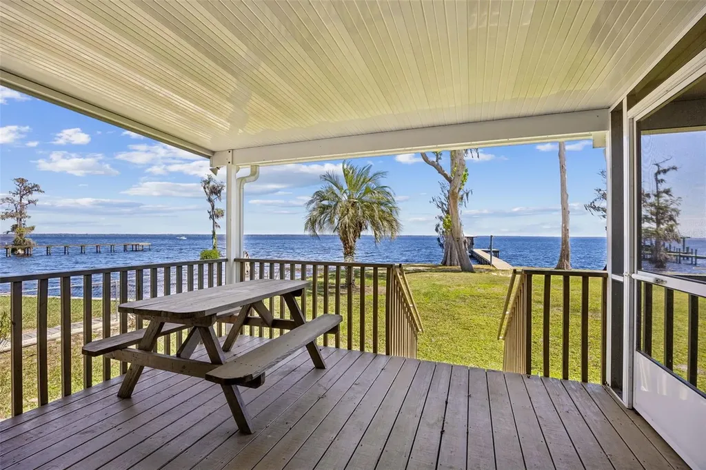 108 Sandra Lane Crescent City FL 32112