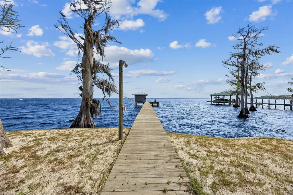 108 Sandra Lane Crescent City FL 32112