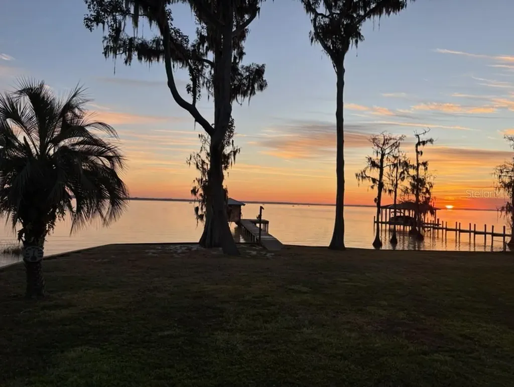 108 Sandra Lane Crescent City FL 32112
