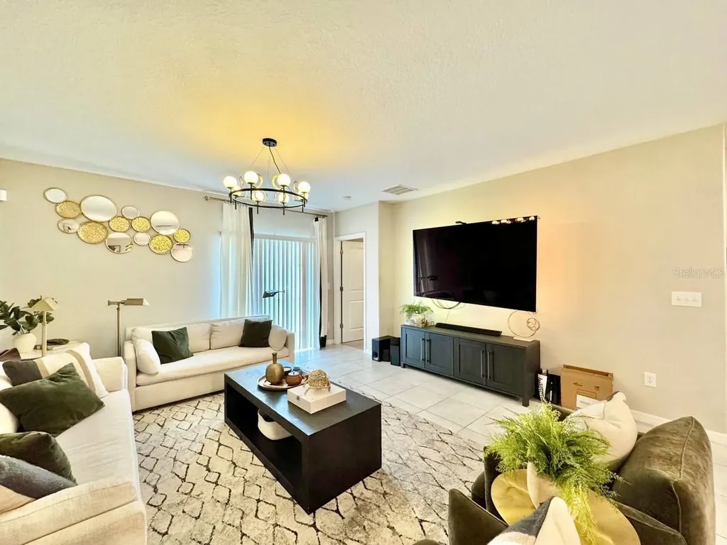 7309 Canterbury Bells Court Tampa FL 33619