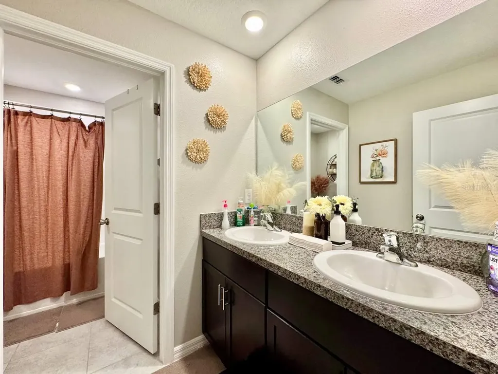 7309 Canterbury Bells Court Tampa FL 33619