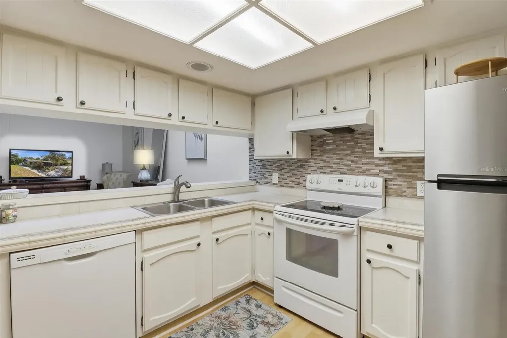 8326 W Earl Loop Homosassa FL 34446