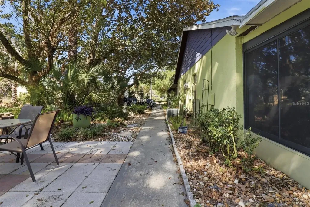8326 W Earl Loop Homosassa FL 34446