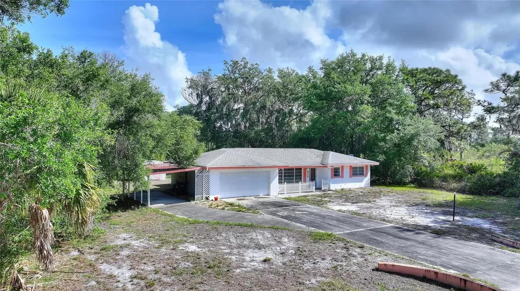 4370 Bougainville Drive Indian Lake Estates FL 33855